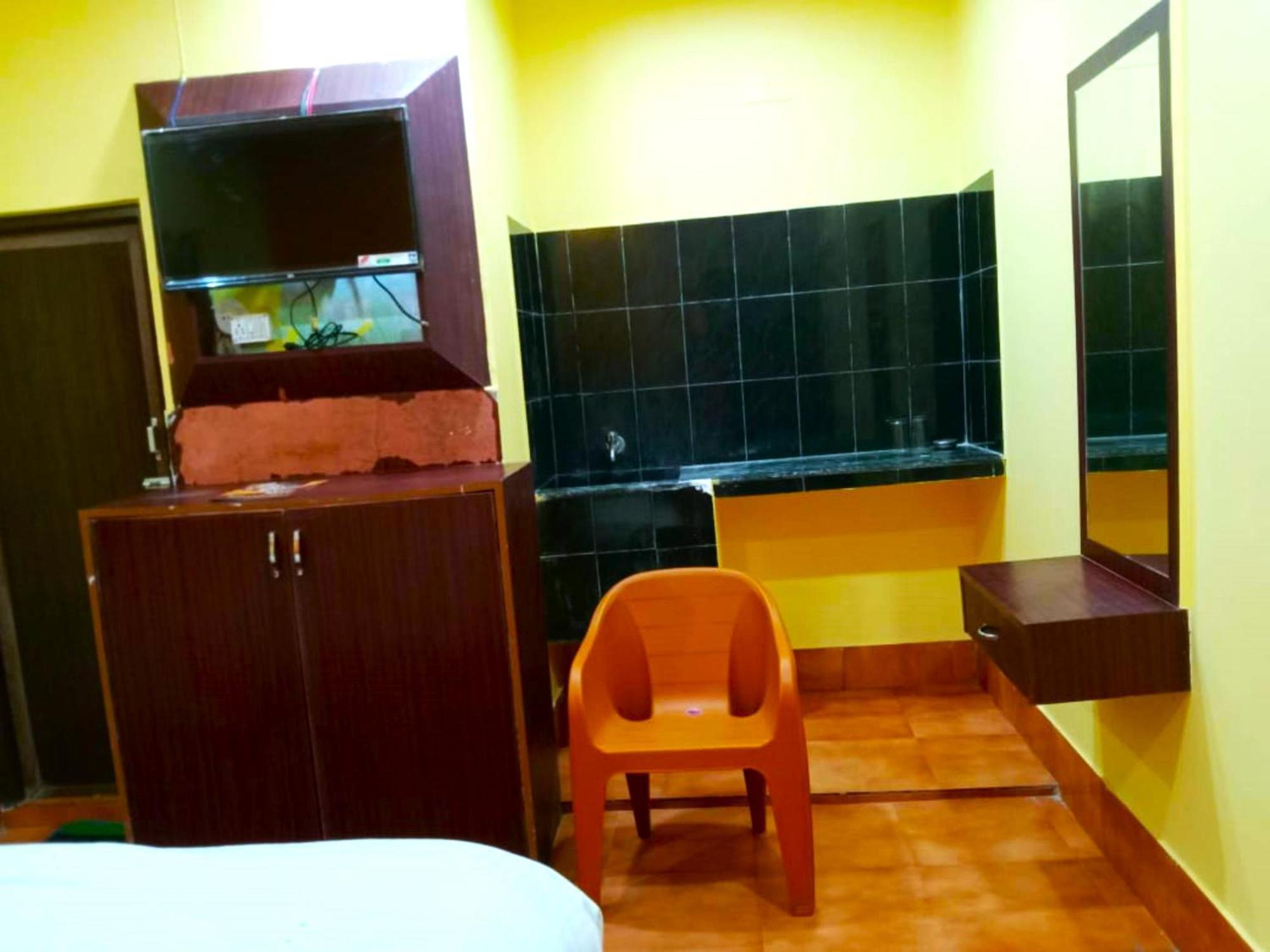 Sahoo Palace-near-sea Beach Best Selling & Best Choice Of Travellers 3* Puri
