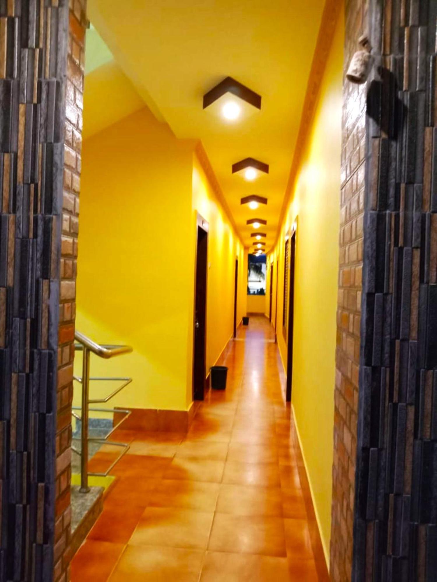 Sahoo Palace-near-sea Beach Best Selling & Best Choice Of Travellers